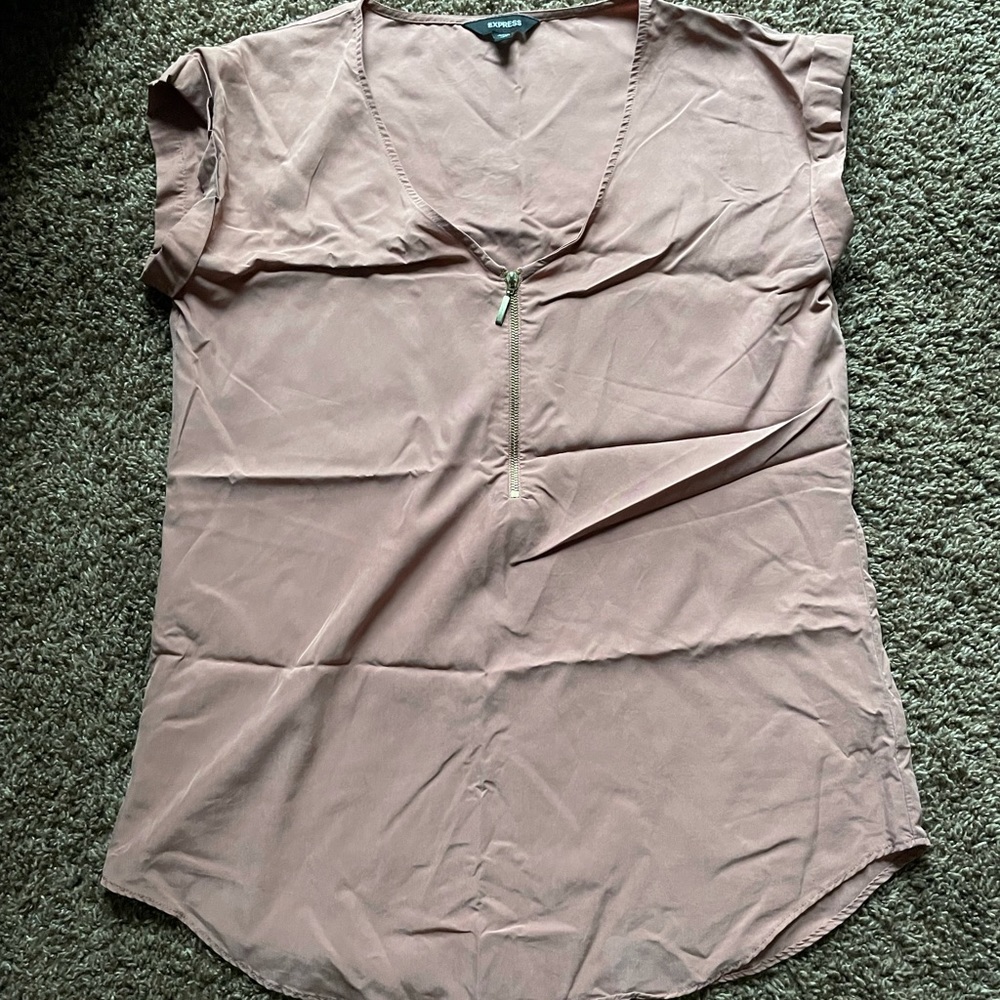 ✨free when bundled✨ Zip Front Blouse - Picture 1 of 6